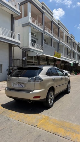 ឡានលក់បន្ទាន់ 16400$