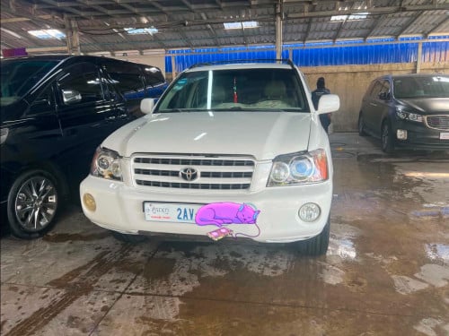ឡានជិះផ្ទាល់ខ្លួនលក់2001 ប៉ុង2 ម៉ាសុីន6