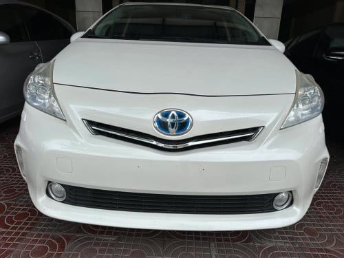 មេឡានហ្សុិនមូល 2012” Prius V Full option 5 សកាំមៃក្នុងប្រផេះ អេតាមេឡានធានា