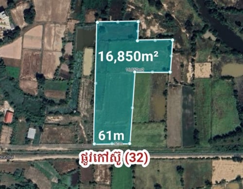 ដីលក់នៅជិតព្រលានថ្មី ជាប់ផ្លូវកៅស៊ូទទឹង32m លើប្រឡាយ 60
