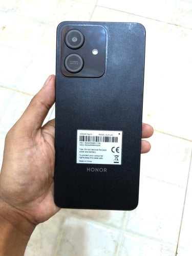 ទូរសព្ទលក់បន្ទាន់ 60$ HONOR PLay 10