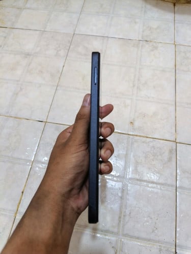 ទូរសព្ទលក់បន្ទាន់ 60$ HONOR PLay 10