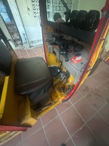 កង់បីម៉ាស៊ីនស្អាតលក់850$ 086272266