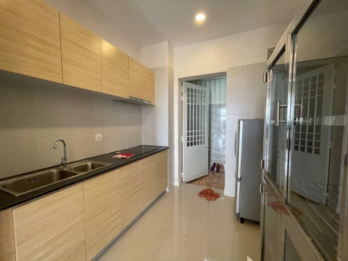 វីឡាកូនកាត់សម្រាប់ជួល នៅបុរី ARATA