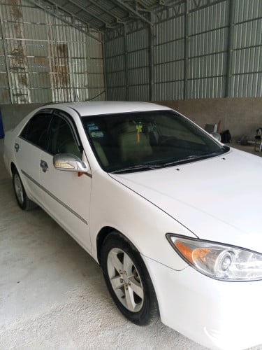 ឡានលក់ Camry 2003 le