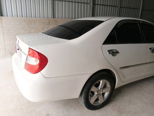 ឡានលក់ Camry 2003 le
