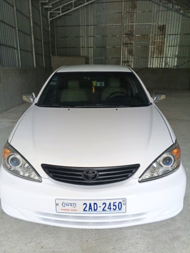 ឡានលក់ Camry 2003 le