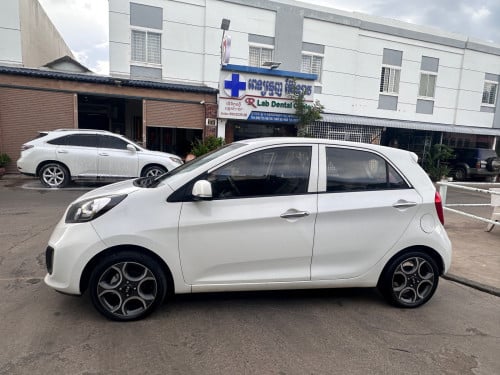 모닝 F-sport 2013 ឡានមូល