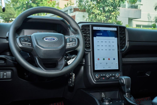 រថយន្តមានស្តុកភ្លាមៗ/ Ford Ranger XL 2026