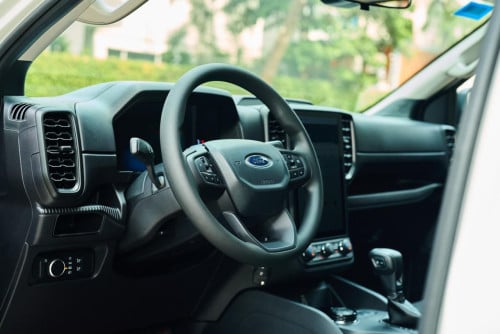 រថយន្តមានស្តុកភ្លាមៗ/ Ford Ranger XL 2026