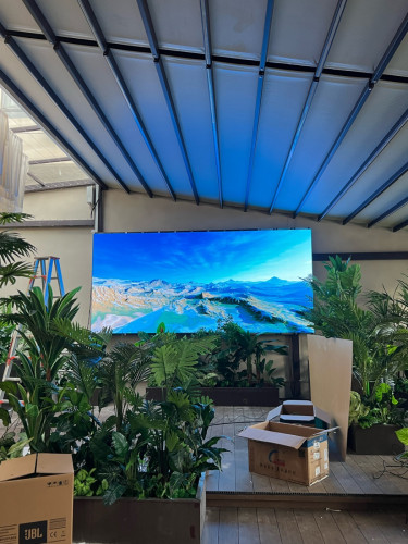 ជាង ទូច ទទួលធ្វើ Led Screen