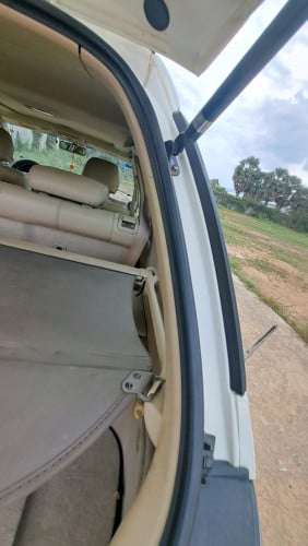 ដំណឹងលក់ឡានស្អាត Lexus RX300ឆ្នាំ2002 ពណ៍សរកាំម៉ៃ
