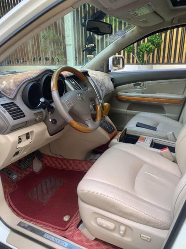 ឡានលក់​ ម្ចាស់ប្រេីផ្ទាល់​ Lexus RX330, 2004 ,Half Full ប៉ុង១ ពណ៌ស