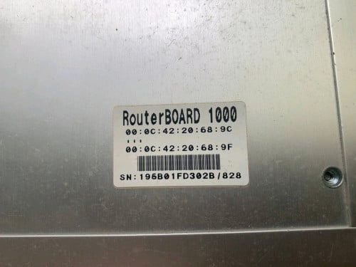 លក់ធូរៗ Mikrotik RouterBoard 1000