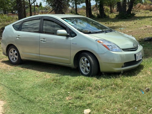 លក់ប្រញាប់លុយ  Prius 07 full no map