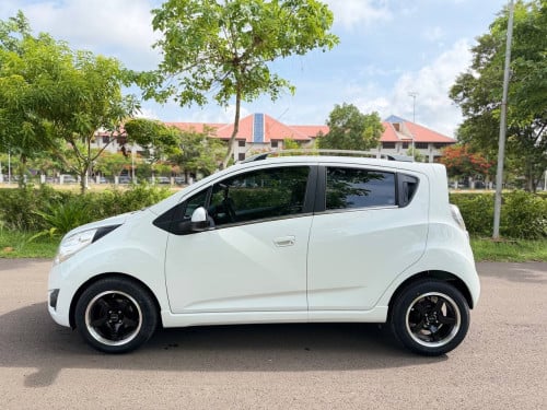 ឡានលក់​ Spark LT ឆ្នាំ០១២​ ឡានរៀបចំរួចរាល់​ 6900$ចរចារ