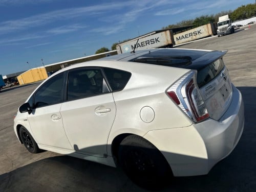 មកដល់ឆាប់ៗ Toyota Prius 015 option 2 តម្លៃល្អខ្លាំង