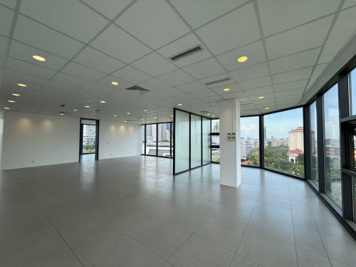 ๐ขOffice Space for Rent โ Prime Location in Front of AEON Mall 1