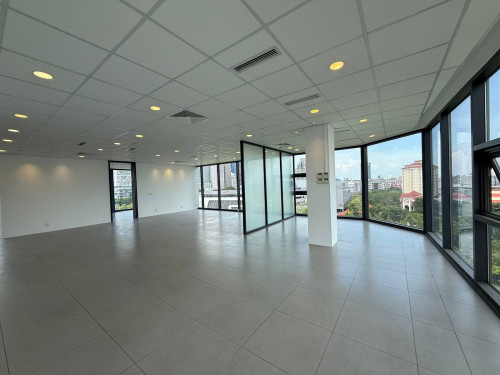 🏢Office Space for Rent – Prime Location in Front of AEON Mall 1