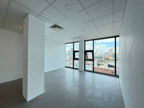 🏢Office Space for Rent – Prime Location in Front of AEON Mall 1