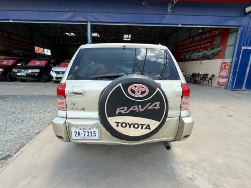🚔 ឃ្លាំងលក់រថយន្ត សេម អូតូ ខា💰មានសេវាកម្មបង់រំលស់100% បង់120$-200$🚗Toyota  RAV4 L  2001