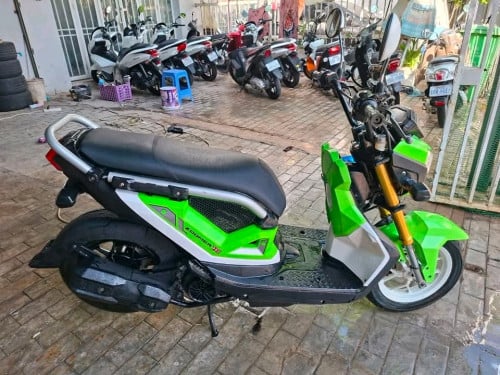 លក់ zoomer x 2017 មានពន្ធ ម៉ាស៊ីនស្អាត