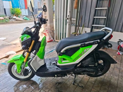 លក់ zoomer x 2017 មានពន្ធ ម៉ាស៊ីនស្អាត