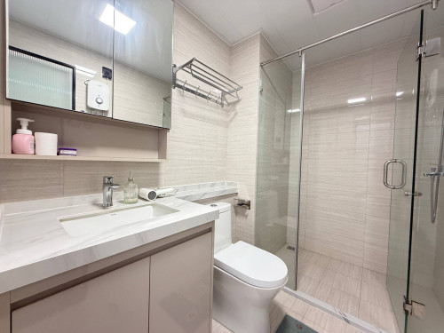 1. Bedroom for rent