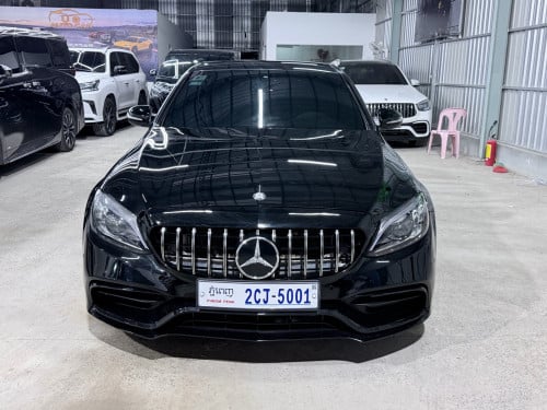 2015 Mercedes C300 AMG ម្ចាស់ដើម