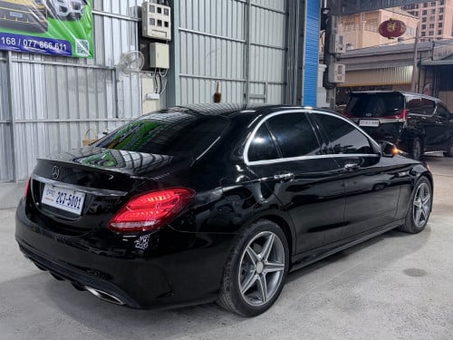 2015 Mercedes C300 AMG ម្ចាស់ដើម