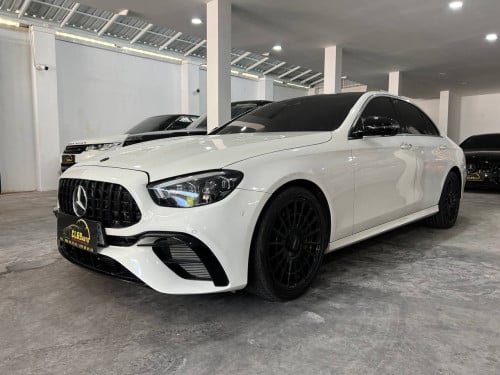 2017 Mercedes Benz E300 Up 2024