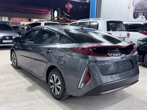 2017 Toyota Prius Prime Advanced ក្រដាសពន្ធ