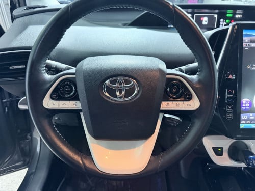 2017 Toyota Prius Prime Advanced ក្រដាសពន្ធ