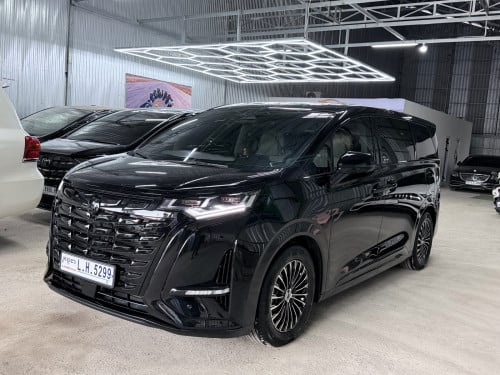 2025 DENZA D9 សាំង អគ្គិសនី Full Option