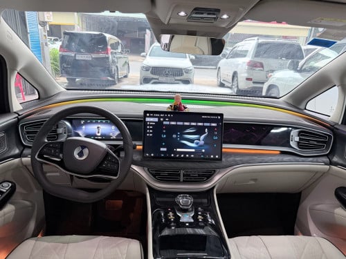2025 DENZA D9 សាំង អគ្គិសនី Full Option