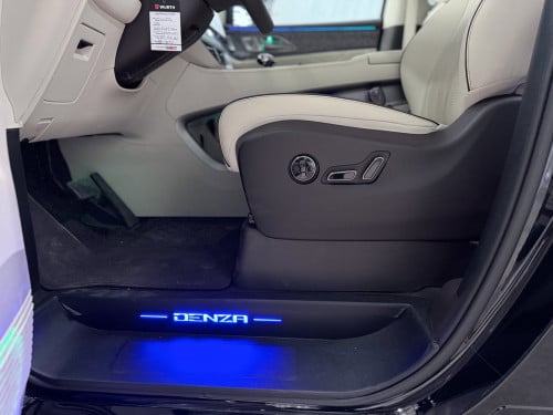 2025 DENZA D9 សាំង អគ្គិសនី Full Option