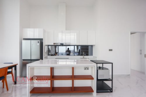 38th Floor 3 Bedrooms Penthouse For Rent at J Tower 2 | BKK1