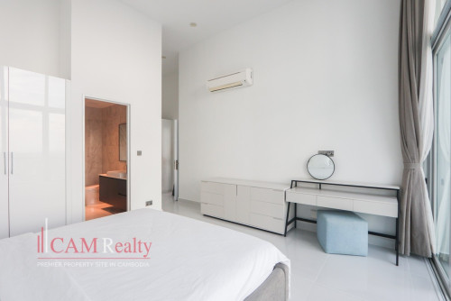 38th Floor 3 Bedrooms Penthouse For Rent at J Tower 2 | BKK1