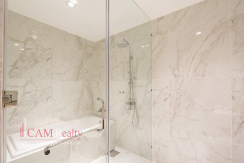 38th Floor 3 Bedrooms Penthouse For Rent at J Tower 2 | BKK1