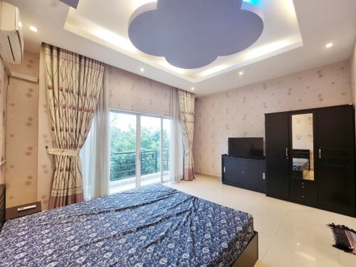 4 Bedroom Modern House 𝐅𝐨𝐫 𝐑𝐞𝐧𝐭 in Borey Bassac Garden City, Phnom Penh