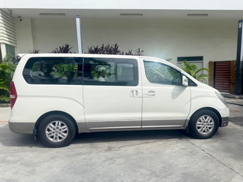 Hyundai H1 2015