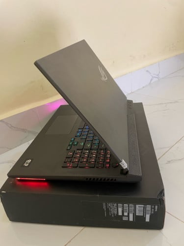 Asus Rog Strix G713QR