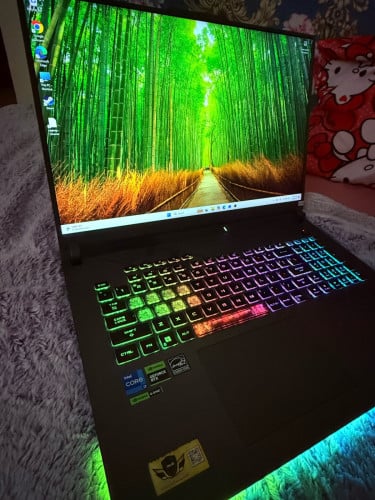 Asus ROG Strix G814JU / CPU Core i7-13th, RAM 16GB, SSD 512GB, VGA Nvidia RTX4050 6GB