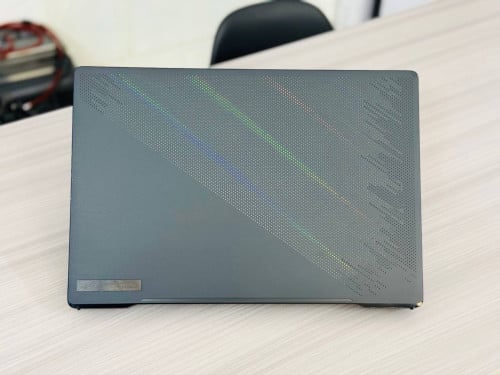 Asus Rog Zephyrus M16