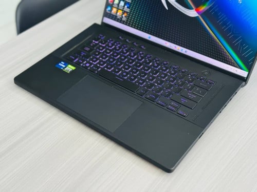 Asus Rog Zephyrus M16