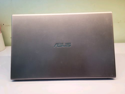 ASUS Vivobook 15