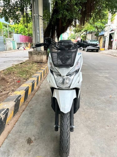 Beat ដៃកង់លក់