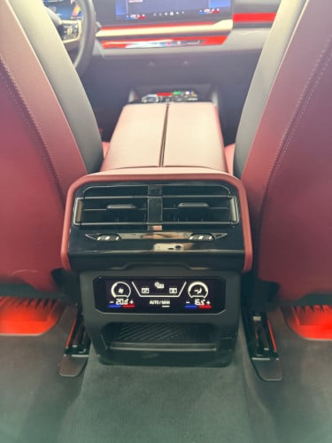 BMW i5 2024