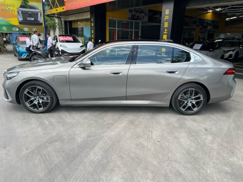 BMW I5 e-Drive35L EV 2024