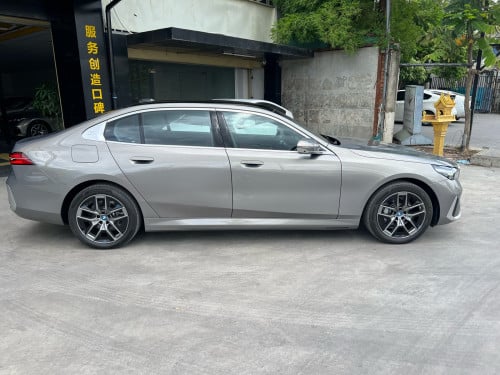 BMW I5 e-Drive35L EV 2024